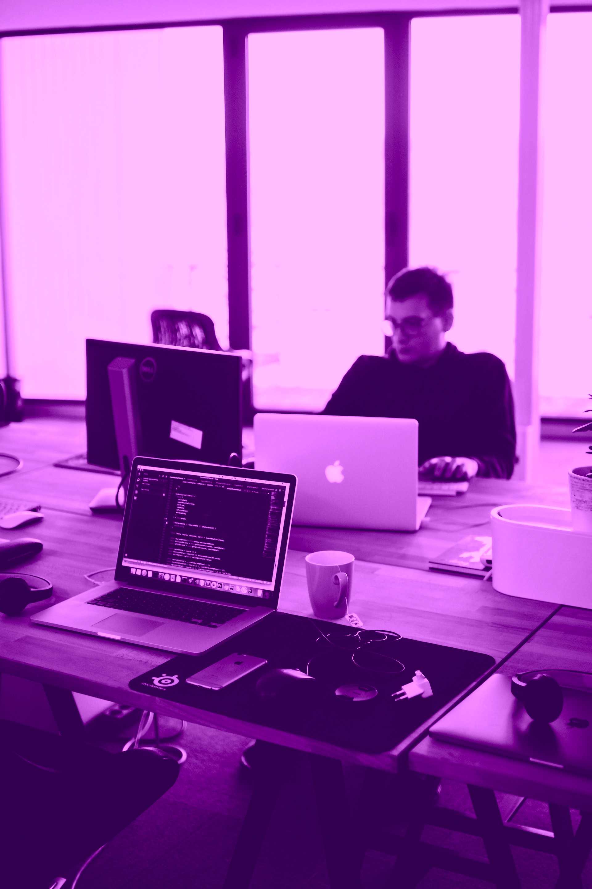 Pregunta si la agencia de diseño web realiza mantenimiento